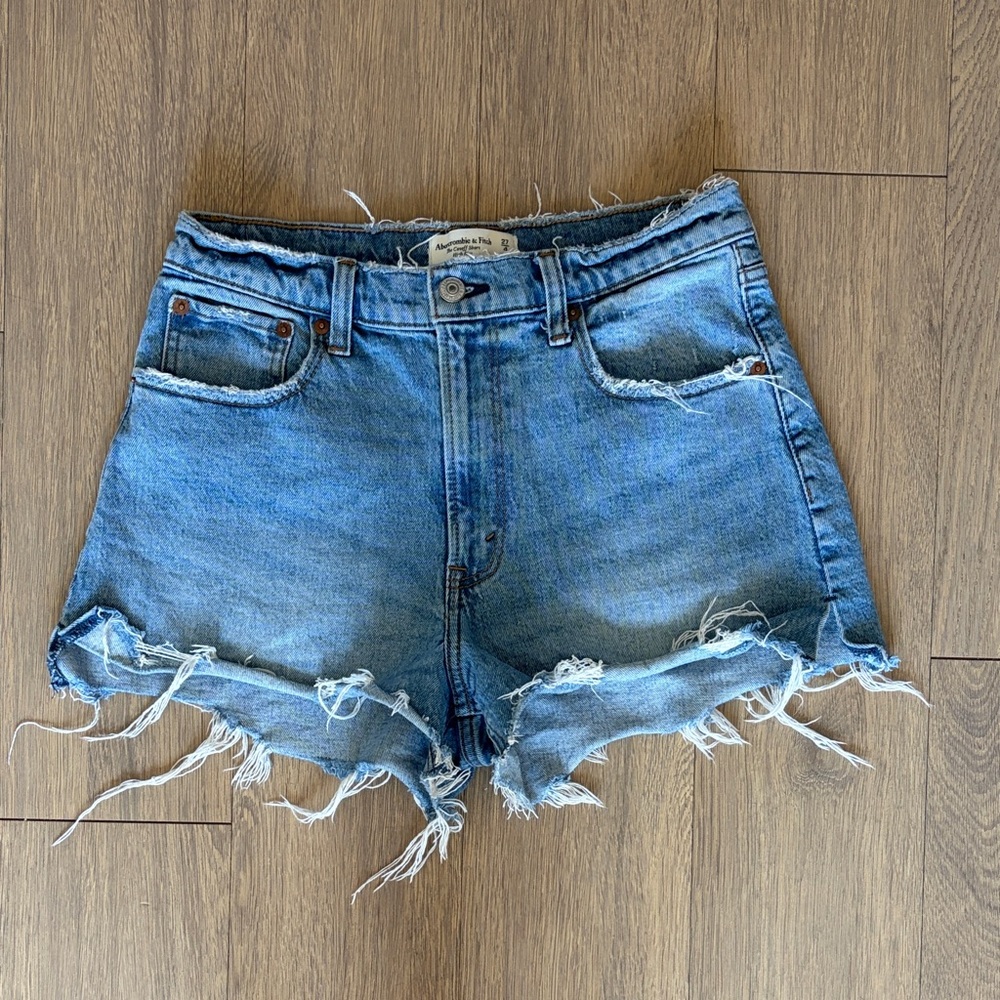 Abercrombie High-Rise Cutoff Short